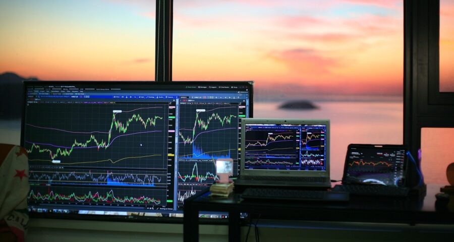 Image by Sergei Tokmakov, Esq. https://Terms.Law from Pixabay